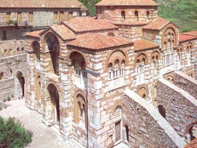 'Αποψη Καθολικού της Μονής Οσίου Λουκά από ΝΔ